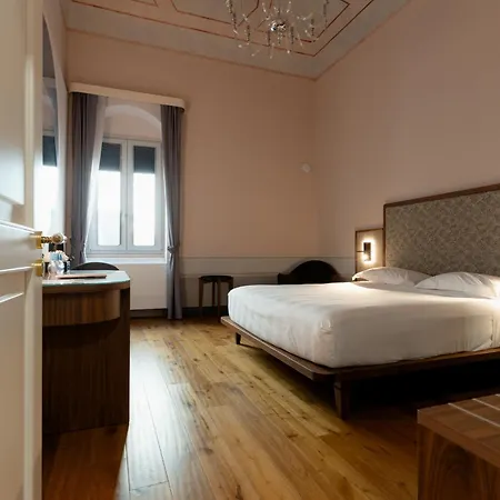 Lo Stemma Luxury Boutique מלון 4*