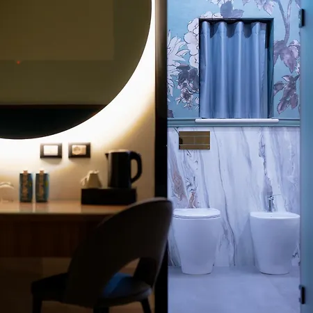 Lo Stemma Luxury Boutique