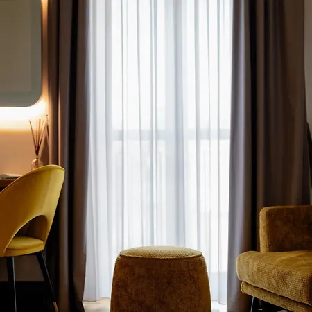 Lo Stemma Luxury Boutique 4* מטרה